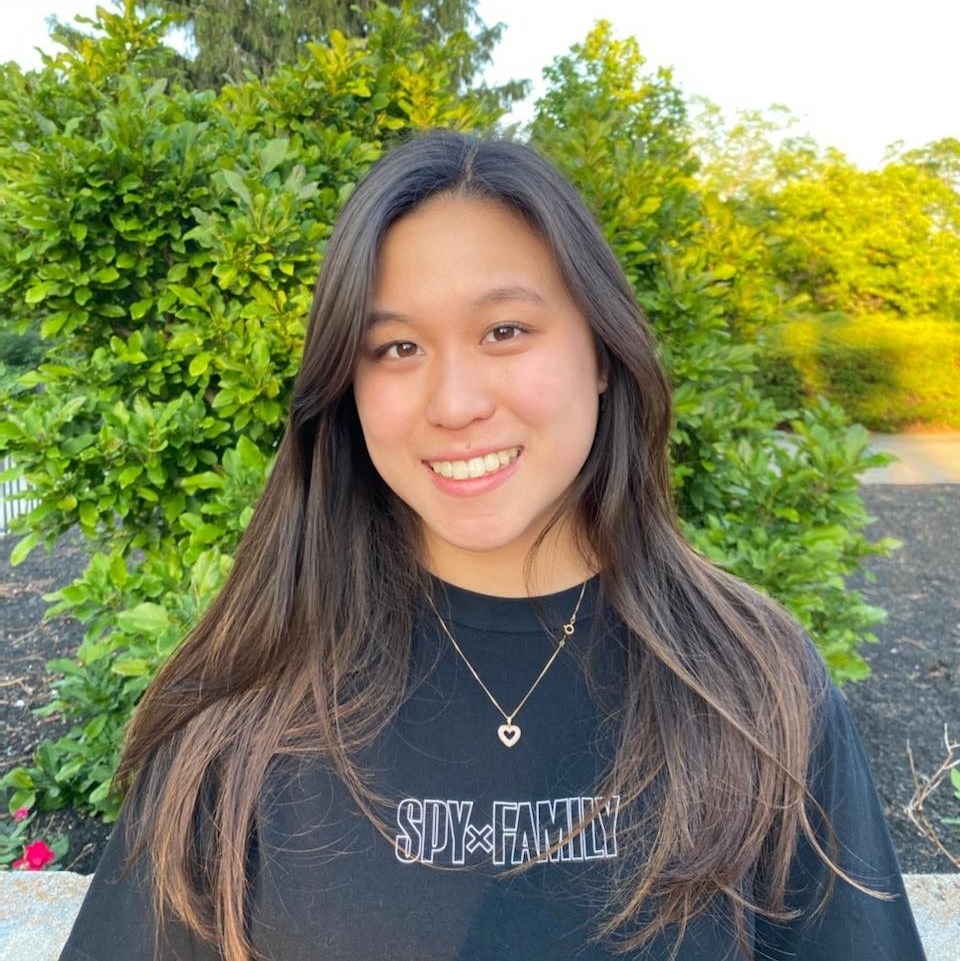 headshot of Emily Susanto, Health Science - Pre Medicine major