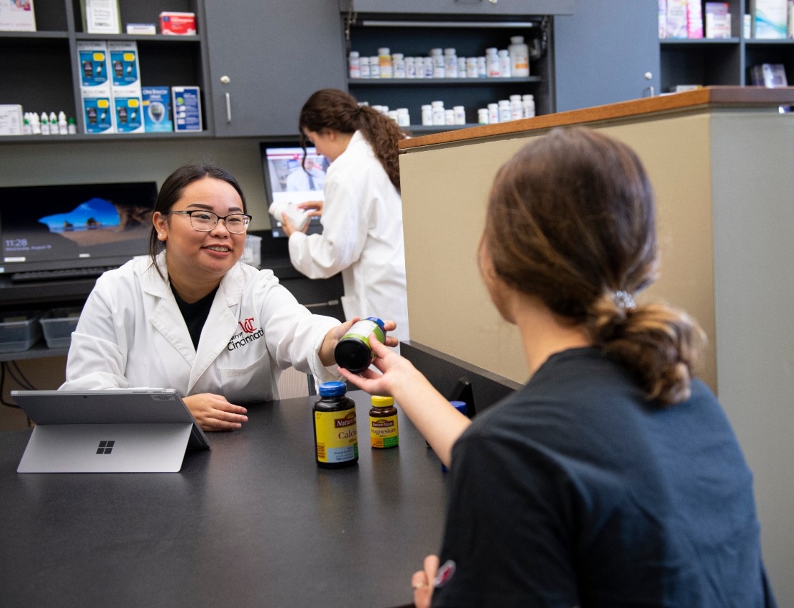 CAHS students in pharmacy labs.